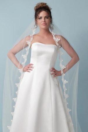 Veil - Lace Edged Cathedral - Ivory